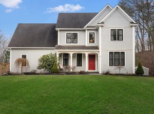 11 Stuart Rd, Sterling, MA 01564