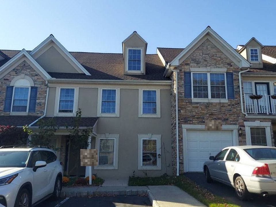 2nd image of 28 Spruce Ln