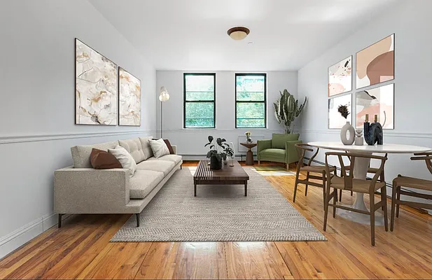 Rented by EXR | media 10