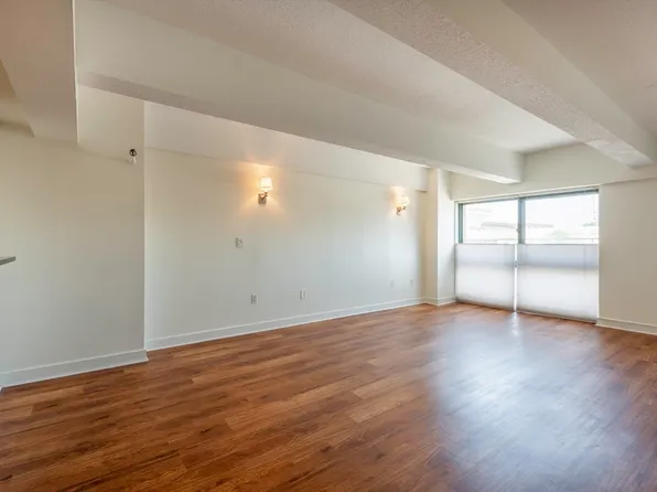 42 8th St APT 1405, Charlestown, MA 02129