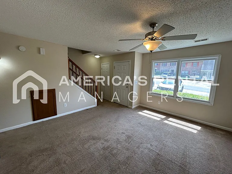 5136 Falling Creek Ln — Photo 7
