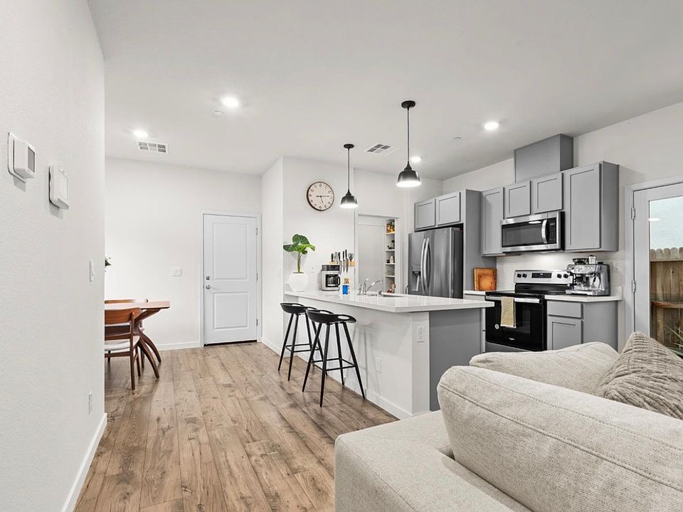1st image of 5256 S Molino Cir