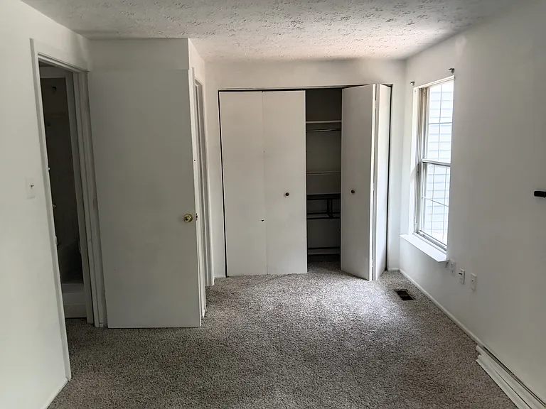 7333 Branchwood Ter — Photo 12