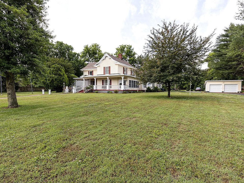 1st image of 205 Hay Long Ave