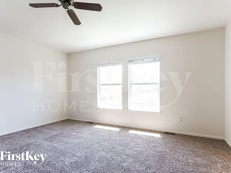 25028 E Canal Pl — Photo 9