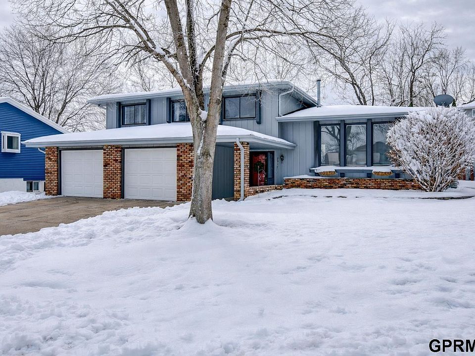 1st image of 2917 Daniell Cir
