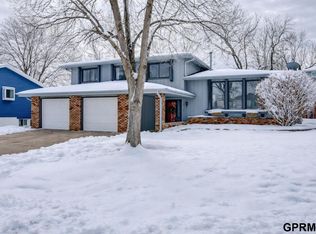 2917 Daniell Cir, Bellevue, NE 68123