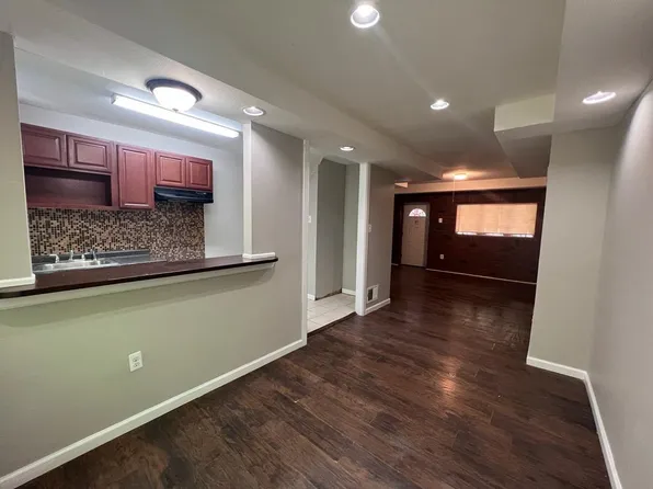 2606 S Muhlfeld St, Philadelphia, PA 19142