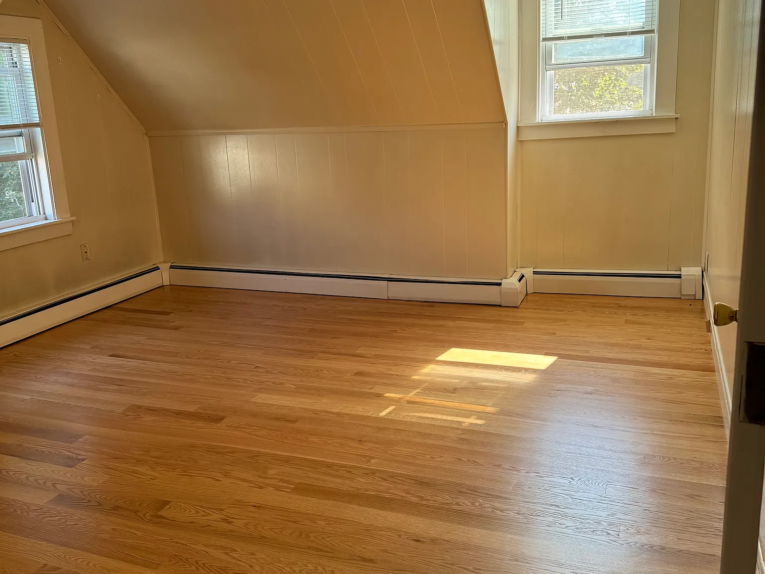 3 bed, $3,500 — Photo 2