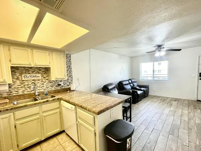 21622 N 23rd Ave #204B — Photo 2