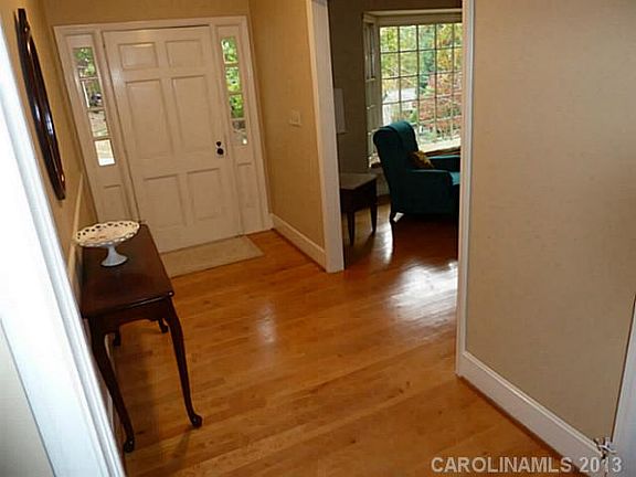 2nd image of 6210 Gaywind Dr