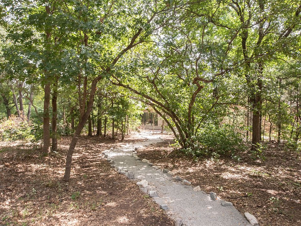 1st image of 328 Wolf Front Rd