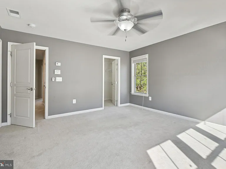 3439 Kemper Rd — Photo 20