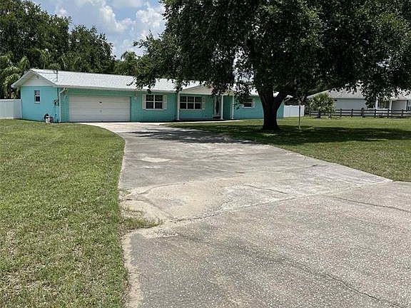 2nd image of 608 Knowles Rd