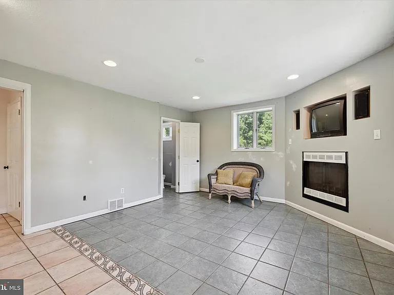 1443 Valley Forge Rd — Photo 40