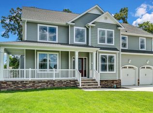 28 Bacall Way, Toms River, NJ 08753