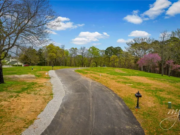 20 Pine Crest Ln #20, Eureka Springs, AR 72632