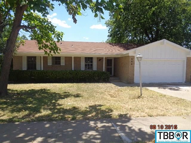 1st image of 806 E Jasper Dr