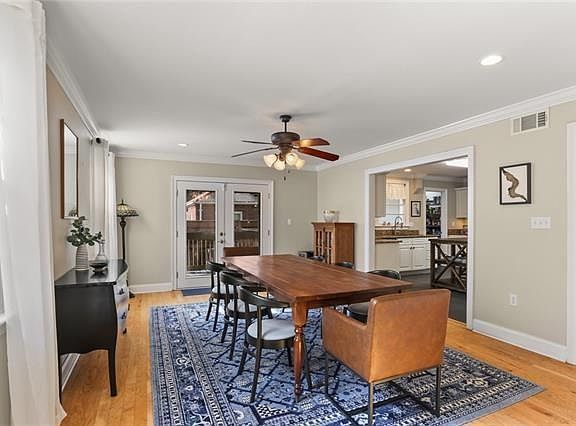 5th image of 3600 Nashville Ave