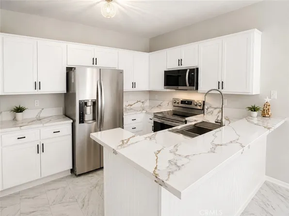 2456 Pleasant Way Unit A, Thousand Oaks, CA 91362