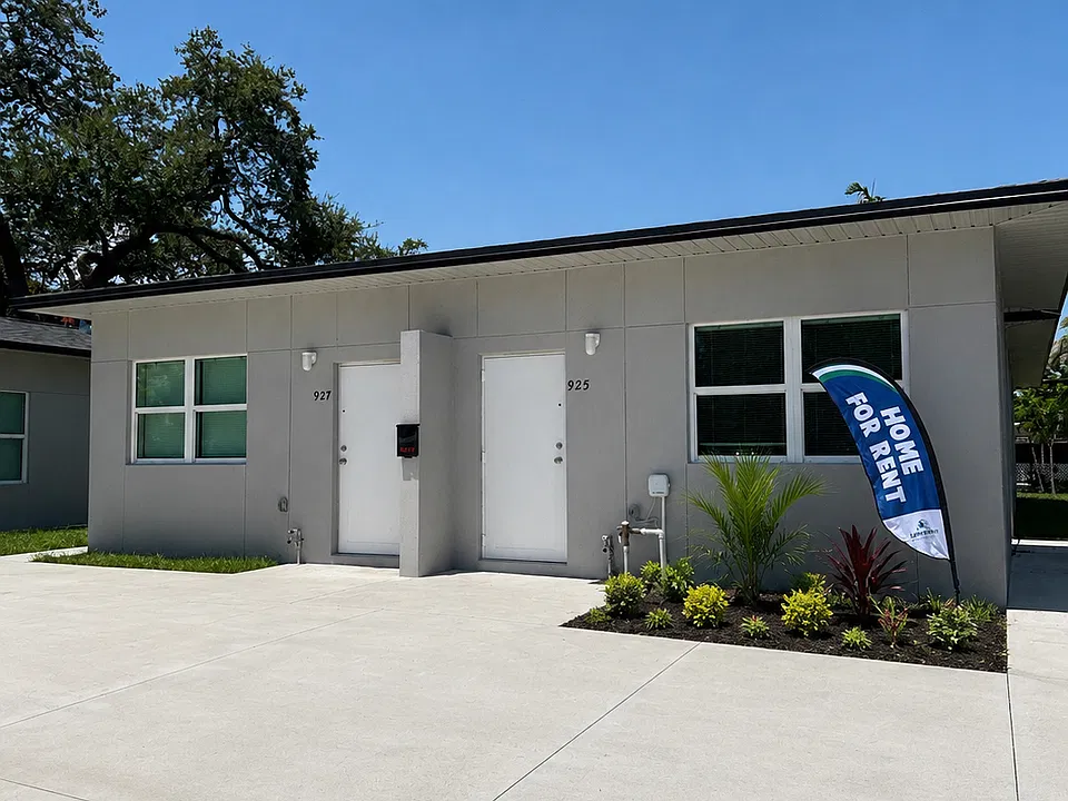 9674 NW 10th Ave #DU4