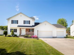 5312 Deercreek Ct, Sheffield Village, OH 44054