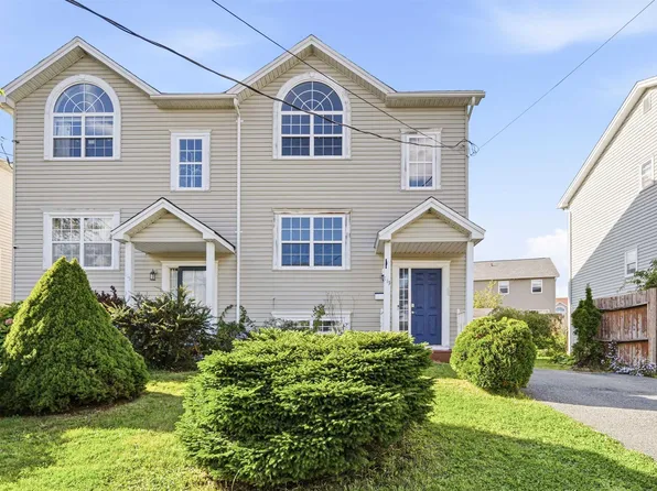 113 Feruz Cres, Halifax, NS B3R 2N2