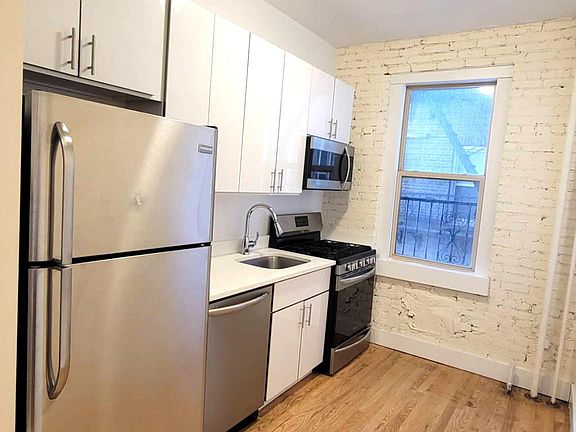 2nd image of 125 Magnolia Ave #215