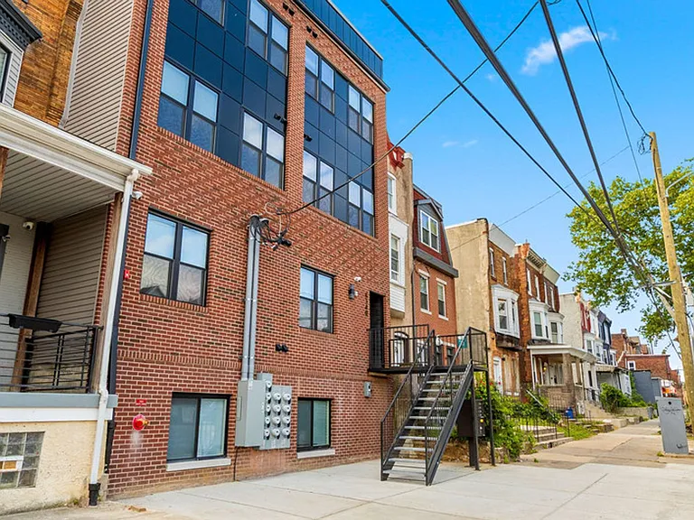 4140 W Girard Ave — Photo 15