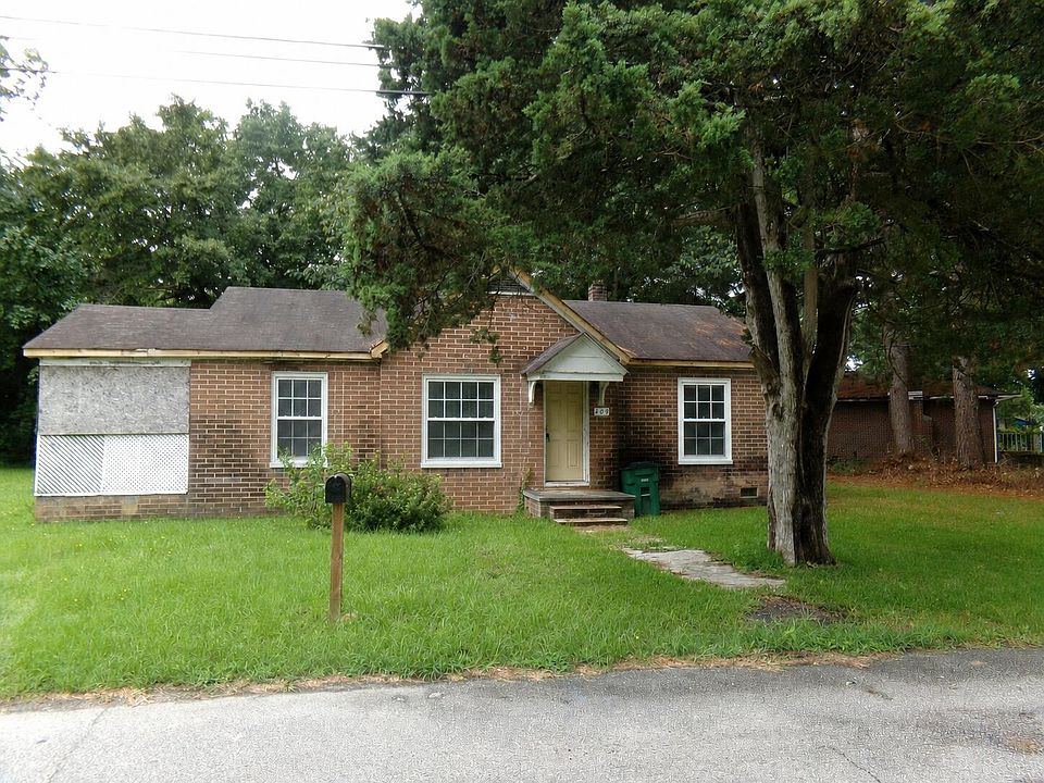 1st image of 409 Munnerlyn St