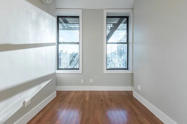 Rented by Nooklyn NYC LLC | media 45