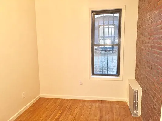 Rented by Fifth & Forever LLC | media 19