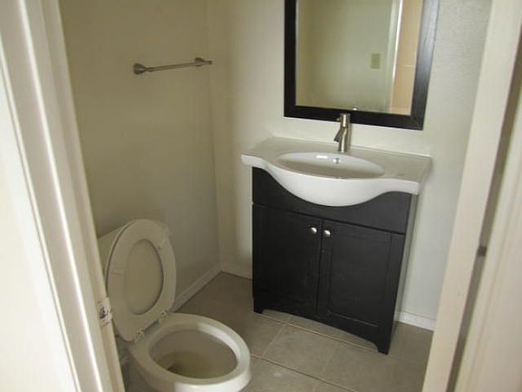 4th image of 1120 E Las Tunas Dr APT N