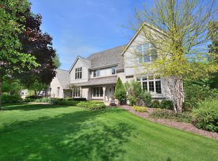 2565 Bradford Ln, Brookfield, WI 53045