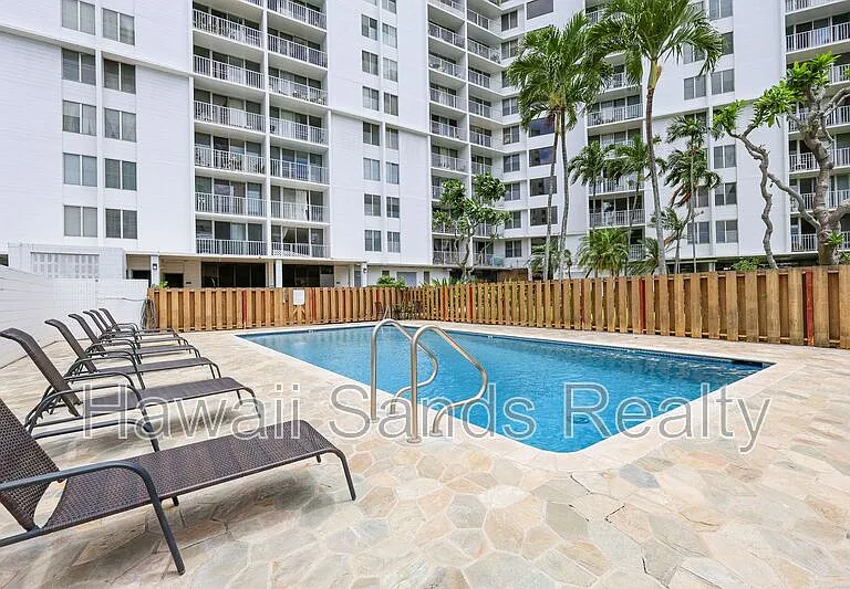 1128 Ala Napunani St #404 — Photo 18