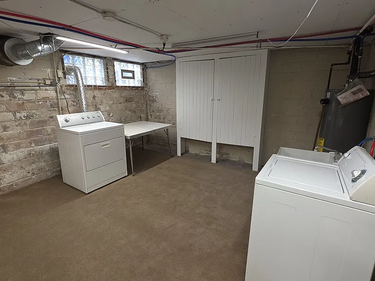 Basement with washer/dryer