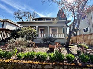 3814 SE Tibbetts St, Portland, OR 97202