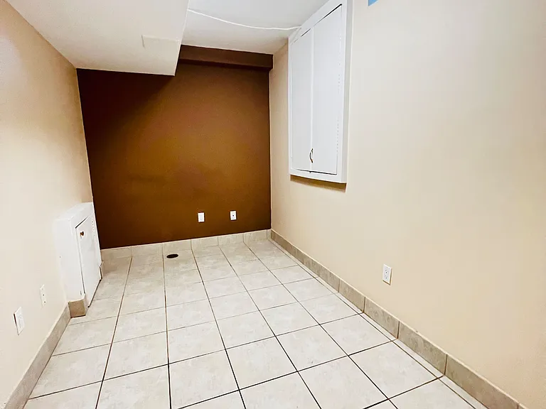 2 Adam Ernst Ct — Photo 3
