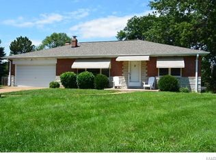 10637 W Knollshire Dr, Saint Louis, MO