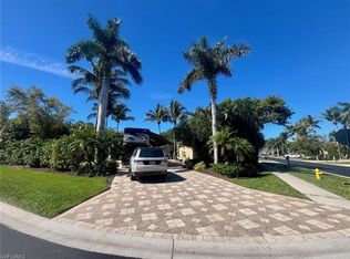 4843 Carriage CT, NAPLES, FL 34114