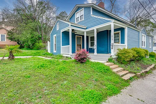 1013 Price Ave Photo 1