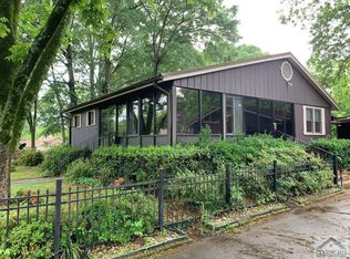 273 Peachtree St, Lavonia, GA 30553