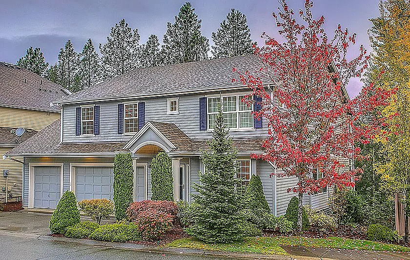 23590 SE 49th St photo 1