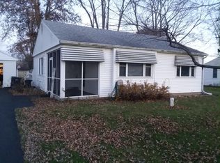 1105 Ranch Rd, Warsaw, IN 46580