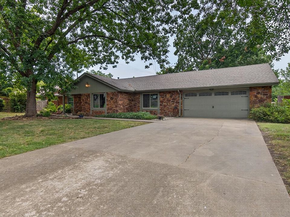 1st image of 2417 Georgetown Dr
