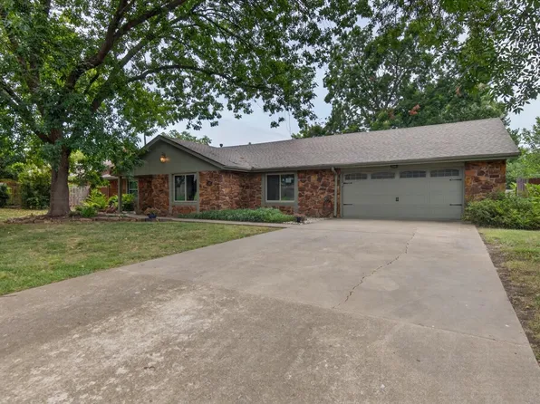 2417 Georgetown Dr, Bartlesville, OK 74006