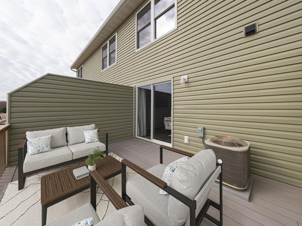 1818 Daniel Ln NE, Stewartville, MN 55976