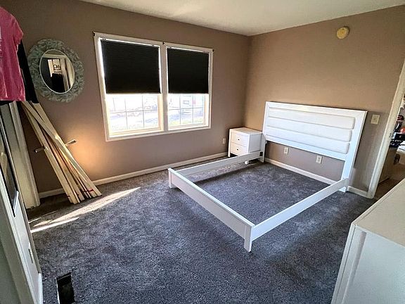 5th image of 32524 Roxana Rd