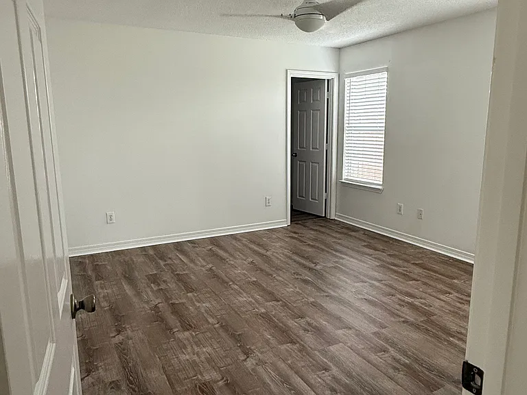 348 Cotton Bay Ln — Photo 4