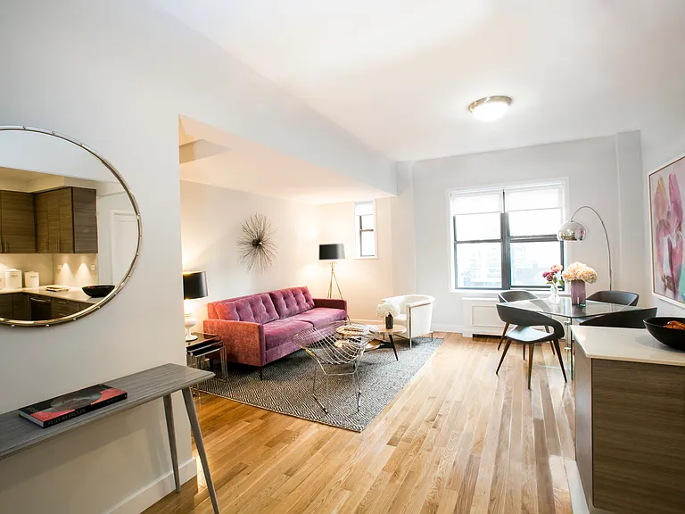 210 W 70th St #1408 — Photo 1